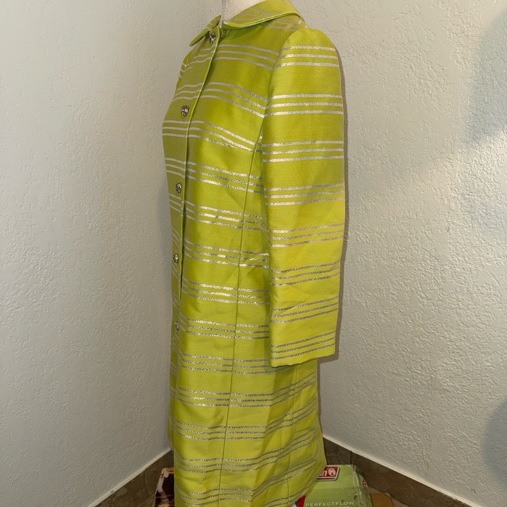 VINTAGE Saks Fifth Avenue Lime Green Striped Silk Coat - Picture 4 of 11